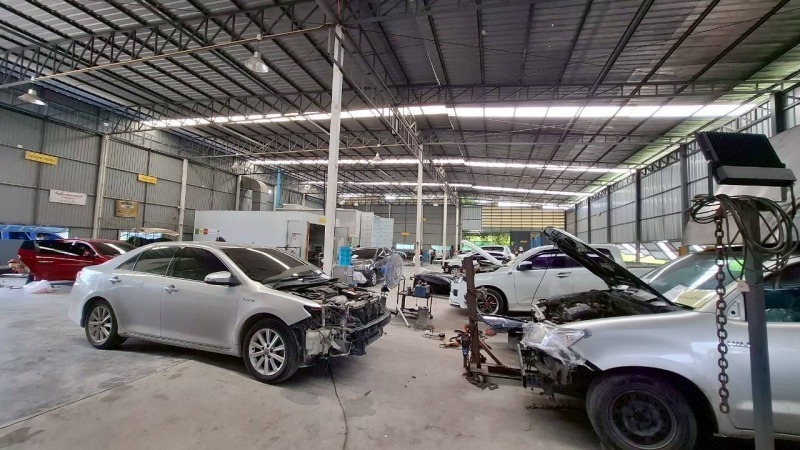 ขวัญฉัตร การาจ สมุทรปราการ